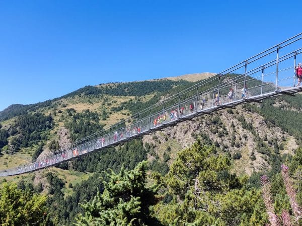 Senderos de Andorra y Puente Tibetano