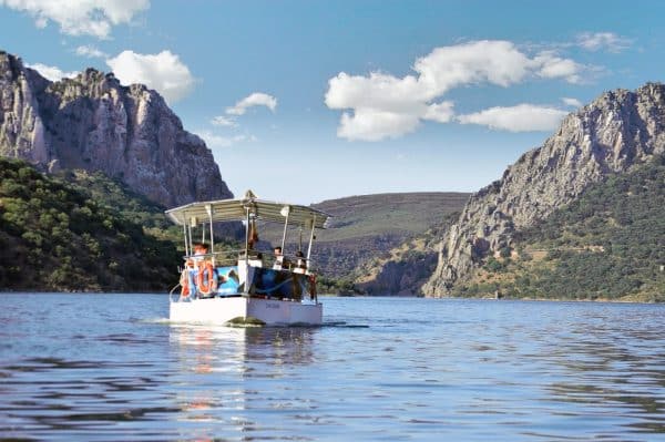 monfrague barco río tajo y estrellas